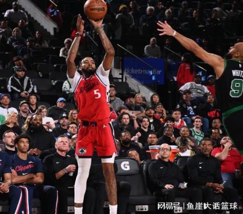 换人引争议,萨尔破门却,捂耳,英皇娱乐官网,英皇娱乐官网,英皇娱乐官网在线娱乐平台